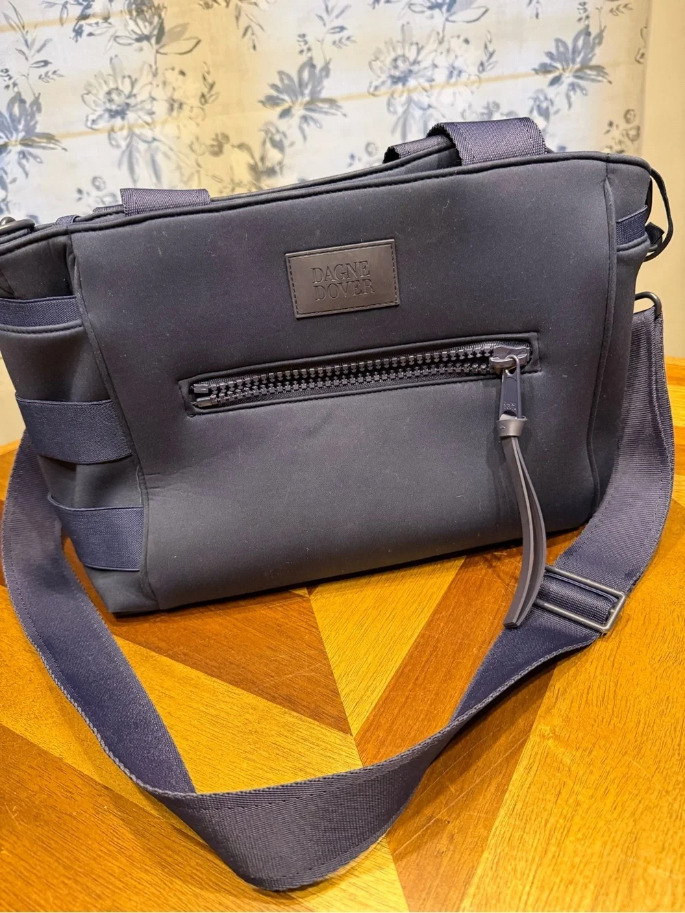 Dagne Dover Wade Diaper Tote Small Naby Neoprene flaw